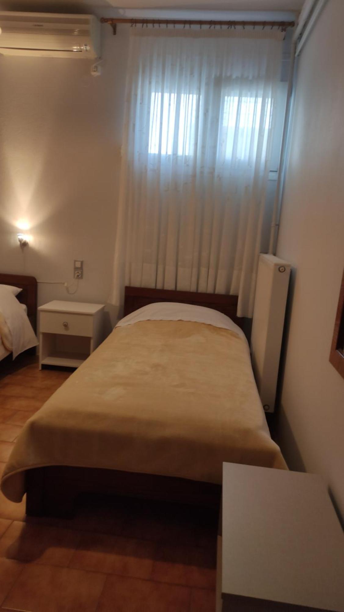 Eleni'S Rooms Ioannina Exterior foto